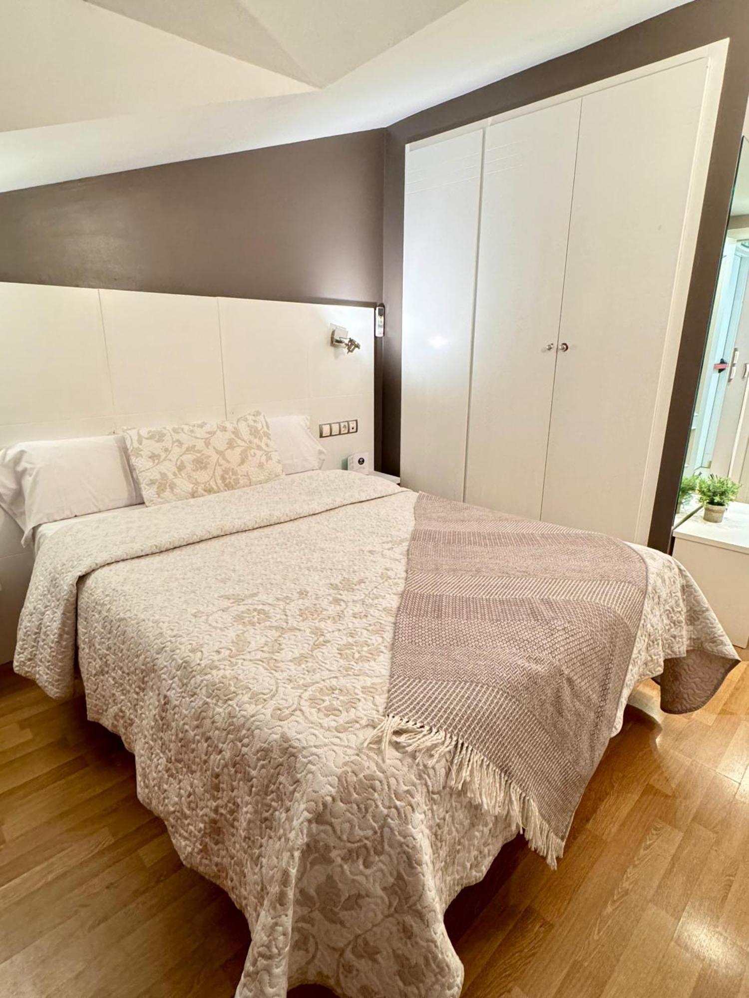 Hotel El Acebo Jaca Eksteriør bilde